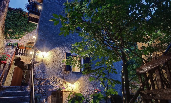 Calavino Casa | Residence at the Mills