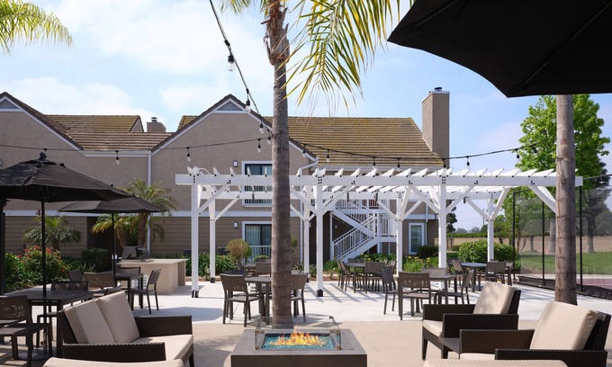 Costa Mesa Hotel | Residence Inn by Marriott Costa Mesa Newport Beach