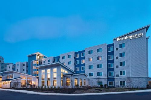 East Brunswick Hotel | Residence Inn New Brunswick Tower Center Blvd.