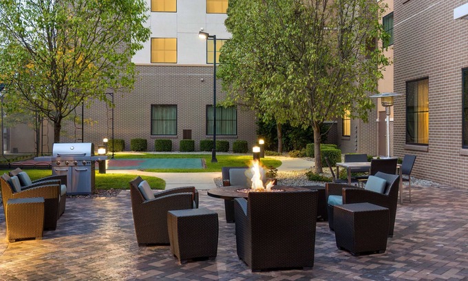 Niles Hotel | Residence Inn Youngstown Warren/Niles