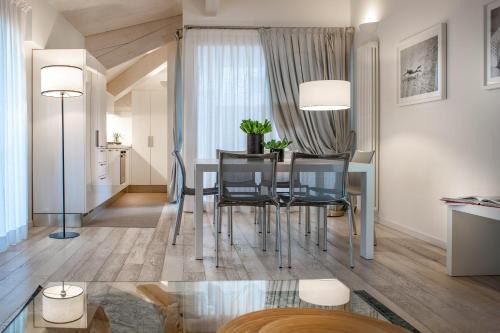 Riccione Apartamento | Residence Lungomare - Charming apartments