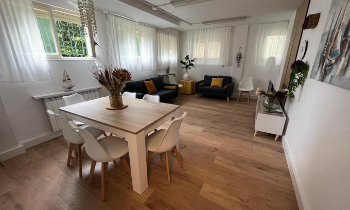 Santander Apartamento | RESISANTANDER - Apartamento para 9 personas