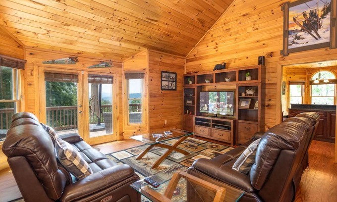 Marion Casa | Rest at Mountain Crest