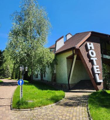 Podvirky Hotel | Resto Park Традиція