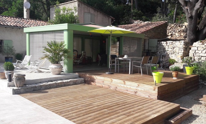 Les 3 Ponts Casa | PISCINA MASET RESTAURE (NIMES CITY) en el corazón de 1 hectárea de matorral