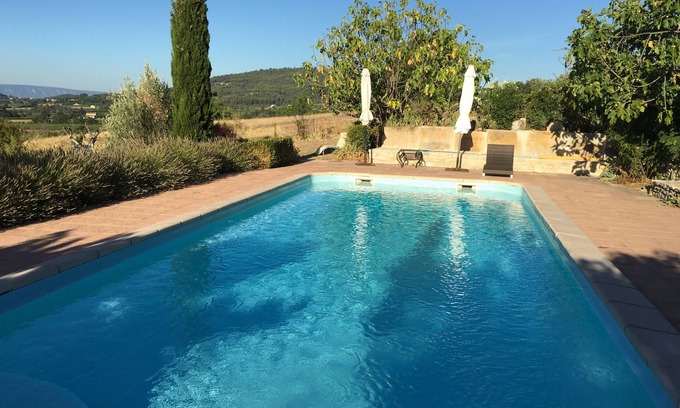 Saint-Saturnin-les-Apt Casa | Antigua casa de labranza restaurada con gran encanto - deje que todo el rato