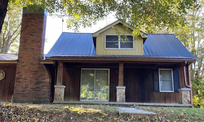 Cave City Casa | Retreat at Mammoth Cave with WiFi, AC