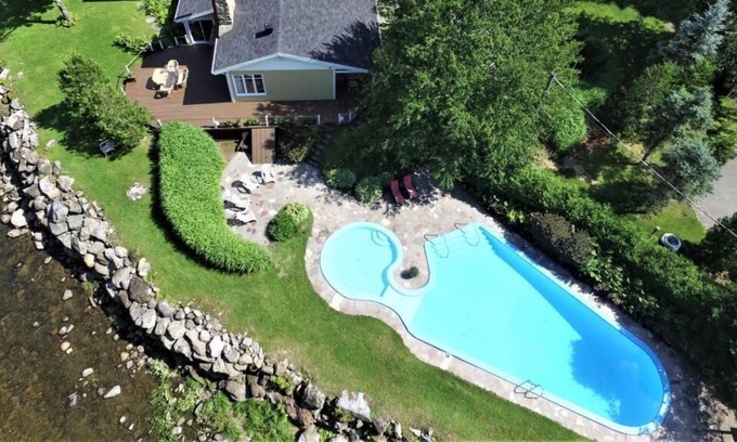 Sainte-Marie Casa | river domain