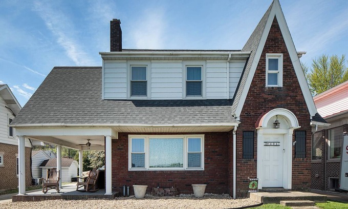 Wormleysburg Casa | River House - Harrisburg City Skyline Views with Game Room and Covered Porch