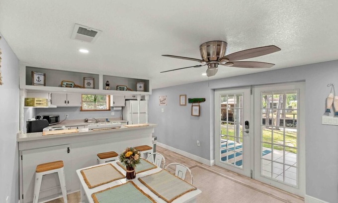 Satsuma Casa | River Oaks Retreat on Dunns Creek