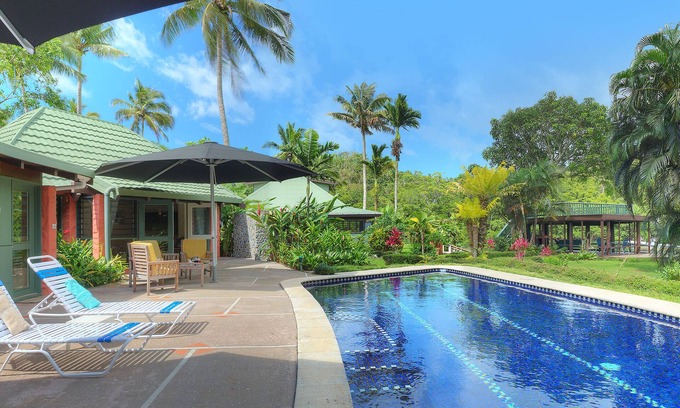 Pacific Harbour Villa | Finca frente al río, a poca distancia de todo, WIFI gratuito, ideal para familias.