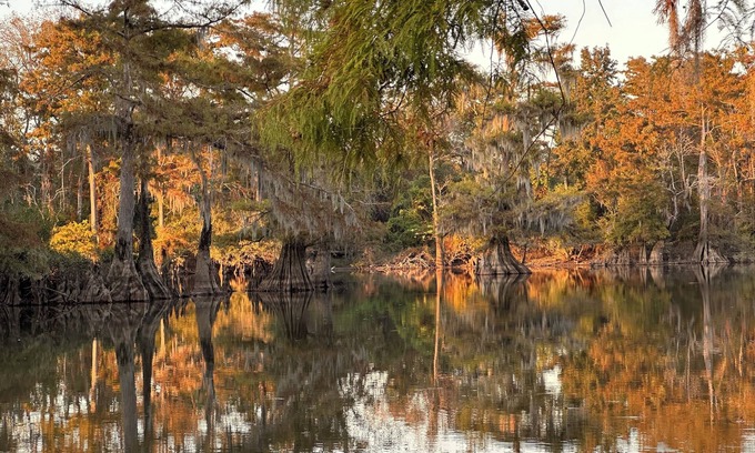 Tangipahoa Parish Casa | Riverfront Retreat: Cozy 2-Bedroom Escape by the Water