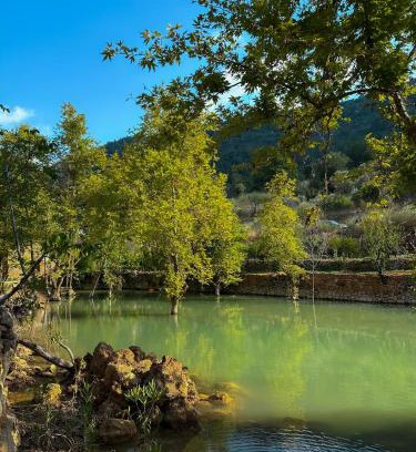 Beiteddine Chalet De Esquí | Riverside Jahliye, Chouf