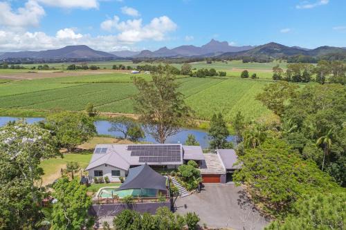 Dulguigan Casa | Riverview Homestead 8pp - Bring The Boat!