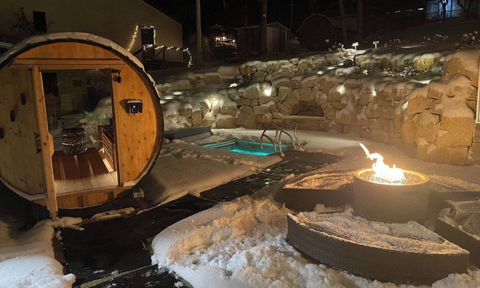 Pepin Apartamento | Riverview Respite w/Sauna and Hot Tub