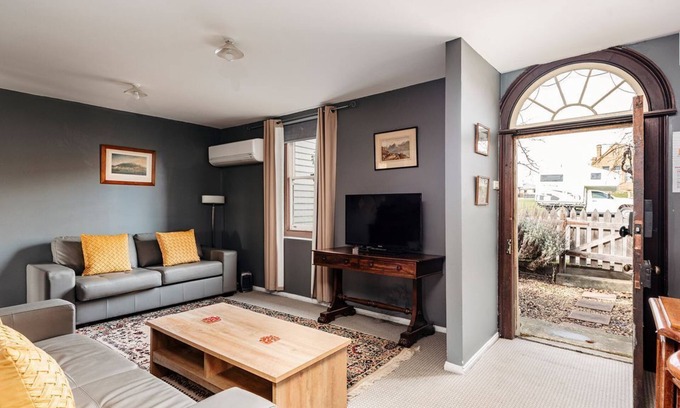 Oatlands Casa | Robinson Cottage