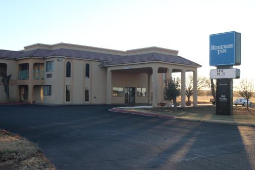Tucumcari Hotel | Rodeway Inn