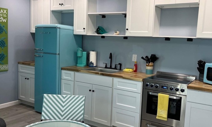 Sanibel Cabaña | Escapada romántica, # 302, 2 minutos a pie hasta la playa, ¡parrilla!