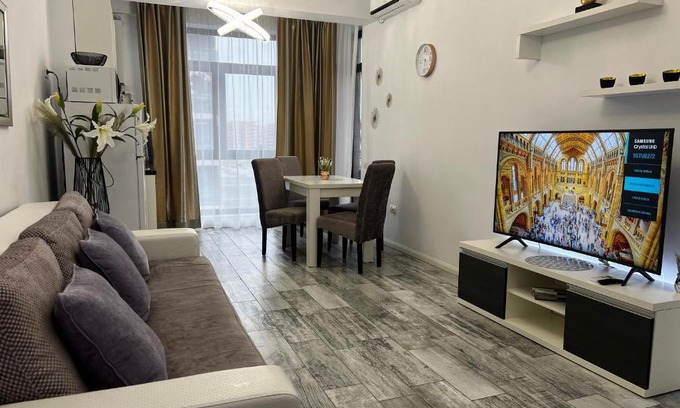 Constanta Apartamento | Romeo's Beachfront Apartment by LOFT, Hotel OPERA and White Tower