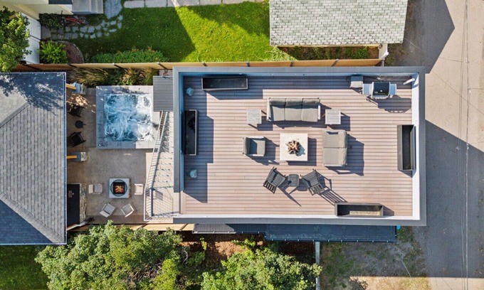 Heart of Missoula Apartamento | *****Rooftop Guest House w/ Hot Tub*****