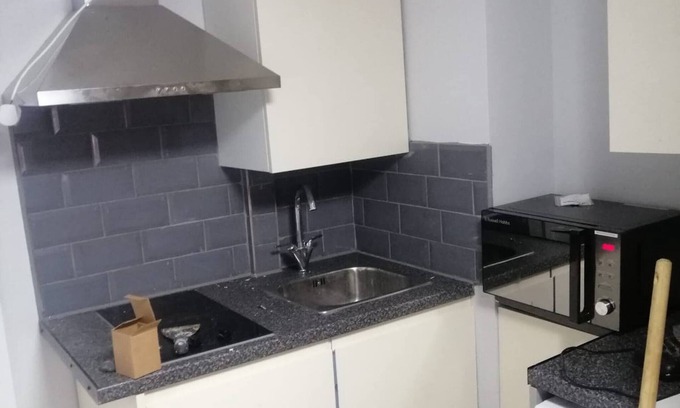 Woolwich Common Apartamento | Room in Chalet - Aa Guest Rooms