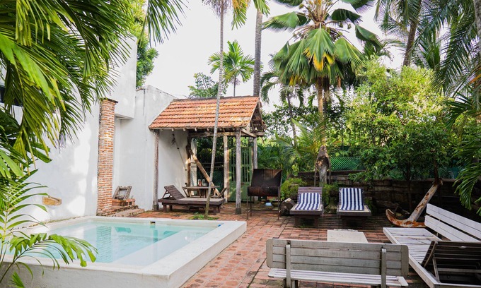 El Cabrero Casa | Room in Guest Room - Hrc-7s Hotel Room Near the Historic Center With Pool and Breakfast