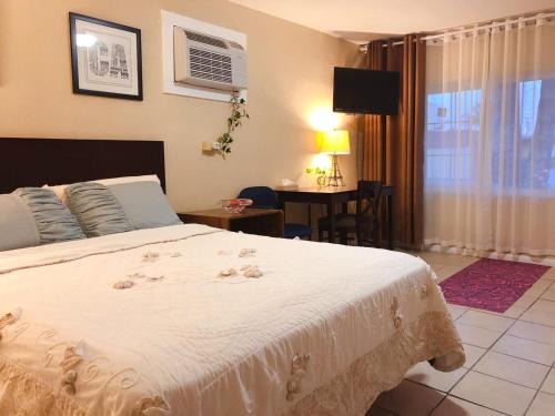 Hemet Hotel | Royal Inn and Suites