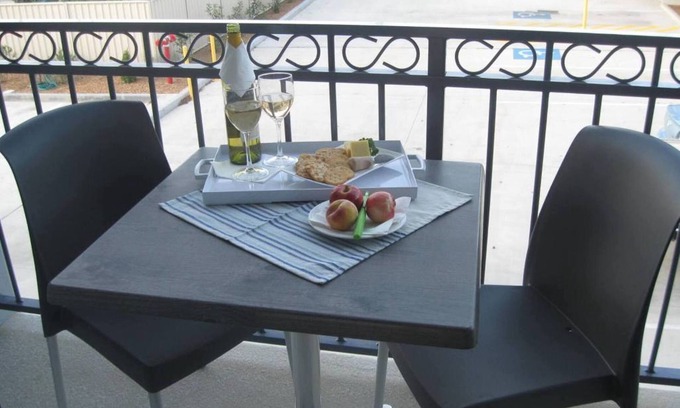 Miles Hotel | Royal Motel Miles