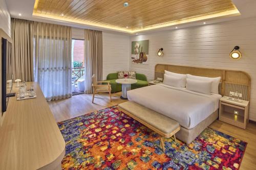 Yelahanka Complejo | Royal Orchid Resort & Convention Centre, Yelahanka Bangalore