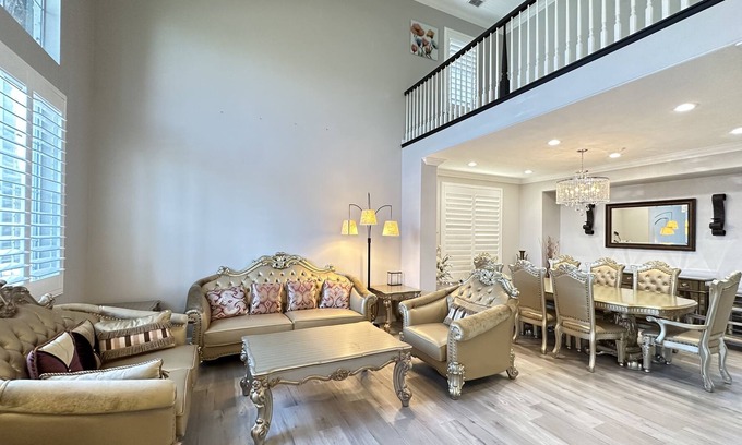 La Sierra Casa | RS1-MT1 Luxury Estate with Private Pool & HOA