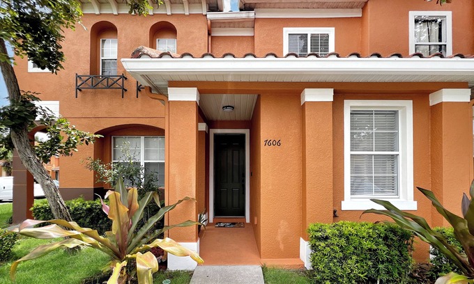 Crestwynd Bay Casa | Rumi Vacation Stays- Just 2 miles from Disney .