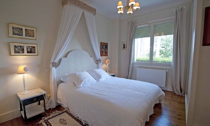 Verteuil-dAgenais Casa | ¡Retiro rural con piscina privada y su propio campo de prácticas!