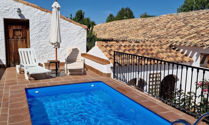 Venta Micena Otro | Casa rural con uso exclusivo de la piscina Vistas a la montaña