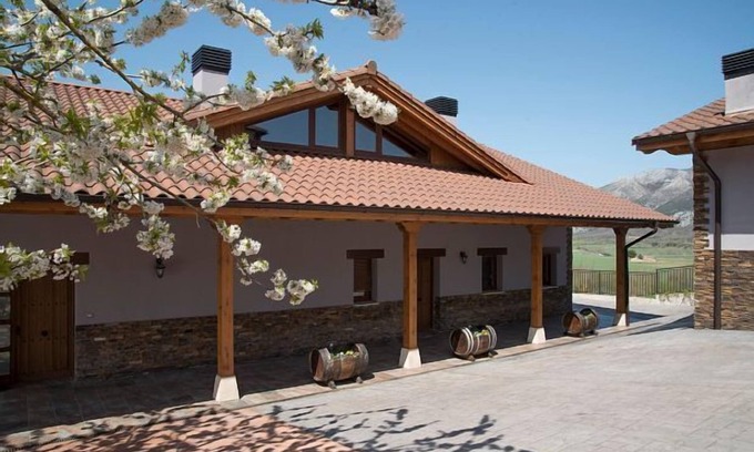 Andoin Casa | Casa rural (alquiler íntegro) La Morada de Andoin para 14 personas