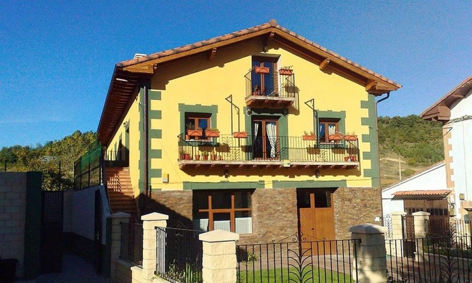 Condado de Treviño Casa | Casa Rural cerca del Parque Natural de Izki