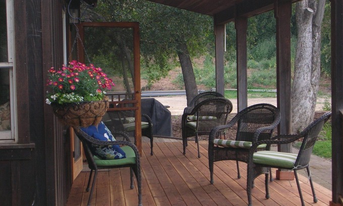 Walnut Grove Cabina | Rustic Cabin + Glamping Tent at Vineyard Retreat on Grand Island in Delta