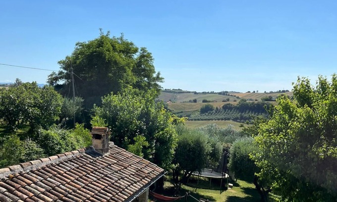 Bettolelle Casa | Rustic villa nestled in the Marche hills 10 minutes from the beach.