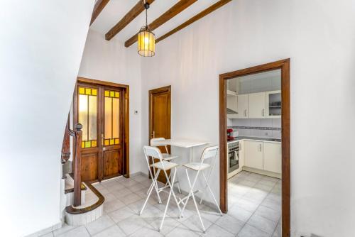 Son Armadams Cama Y Desayuno | Rustica, Centrica & Agradable