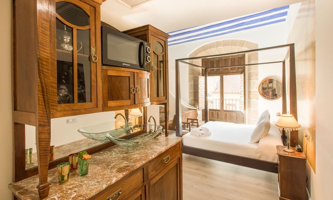 Cuzcurrita de Río Tirón Hotel | Rusticae Hotel Teatrisso