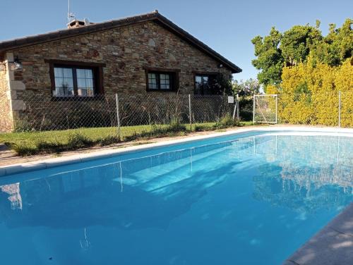 Santa María de la Alameda Villa | Ruta Del Aguila alojamiento turístico de calidad