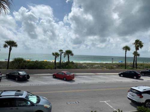 Pass-a-Grille Hotel | Sabal Palms Inn