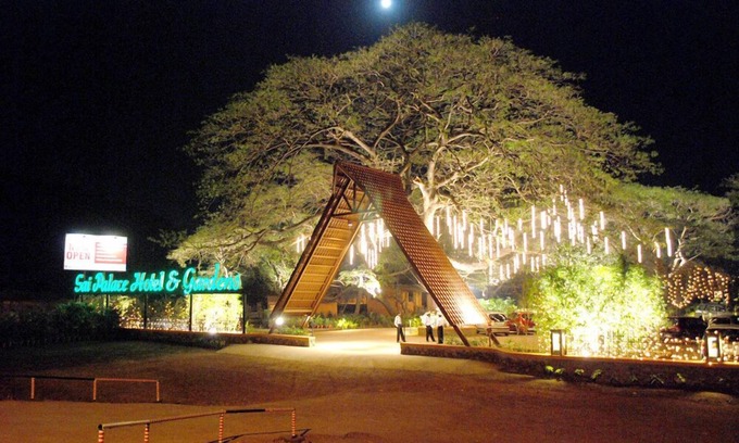 Mira Road East Hotel | Sai Palace Hotel & Gardens Mira Road