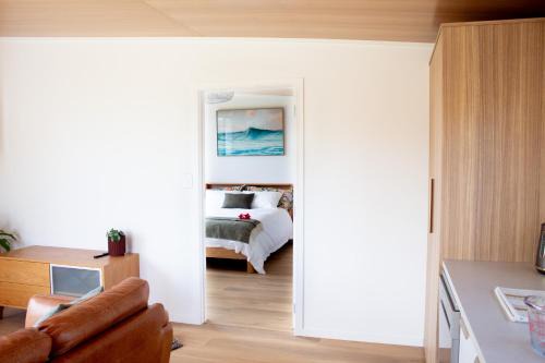 Wainui Casa | Salt Guesthouse