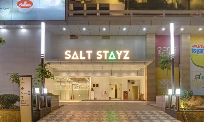 Sector 62 Hotel | Saltstayz Premier - Mohali Chandigarh