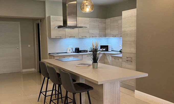 Victoria Apartamento | Salus Holiday 4-Bedroom Apartment, Victoria, Gozo