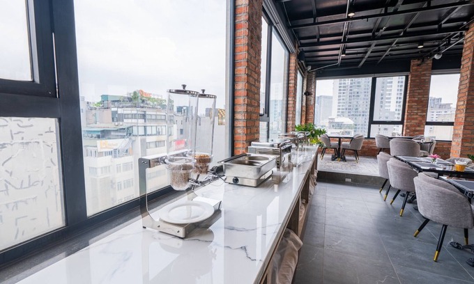 Dich Vong Hotel | San Seize Hanoi Hotel