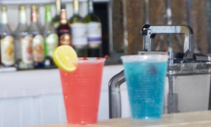 Rolleville Hotel | Sand Dollar Unit: Sandy Isle Escapes -formally Shoreline Beach Club