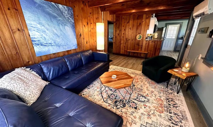 Colington Cabaña | Sand Life - Pelican's Southern Nest! - Pet Friendly!