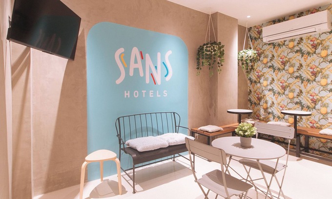 San Isidro Hotel | Sans Hotel at One JD Makati by RedDoorz