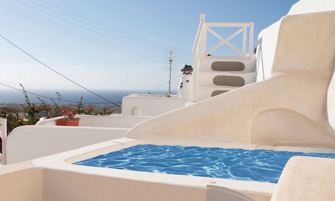 Finikia Casa | Santorini Finikia Oia Cave House